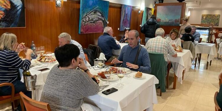 La hostelería larga sus redes en la ría