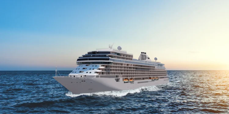 Llega el primer huevo Fabergé al mar con los cruceros Regent Seven Seas — Conocedores.com