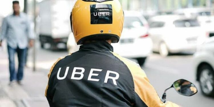 Llega hoy “Uber Moto” a Ciudad Juárez; viajes más baratos