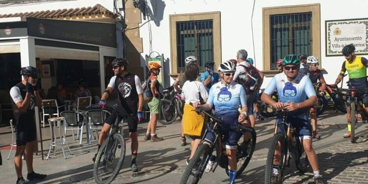Los Barrios recibe un Fam Trip centrado en la oferta turística de bicicleta de montaña
