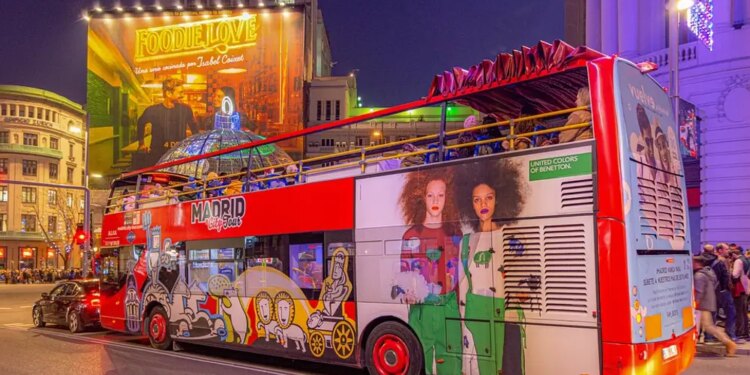 Bus turístico para ver las luces de Madrid