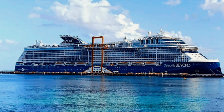 Mahahual y Cozumel reciben al crucero de élite, Beyond de la compañía Celebrity Cruise