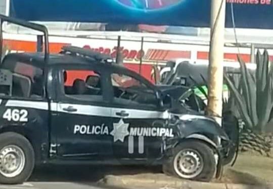 Patrulla de SSPPC León chocó en crucero de bulevar Torres Landa y Saavedra