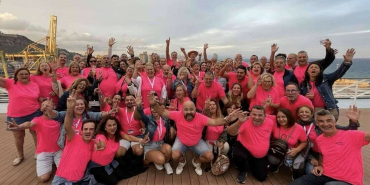Piensa Network realiza su primer viaje grupal con casi 100 personas a bordo
