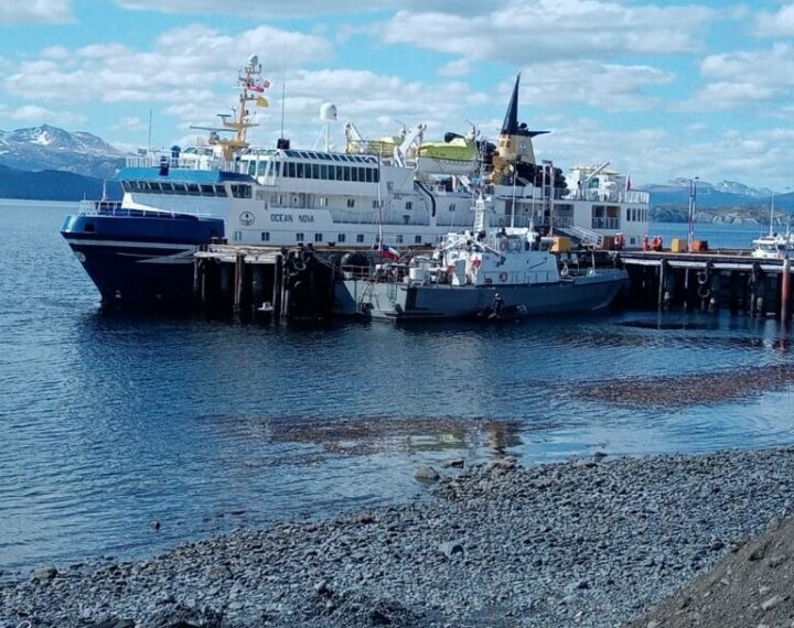 Primer zarpe de crucero desde Puerto Williams