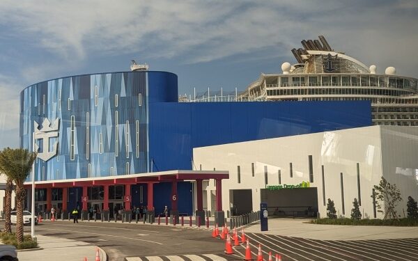 Puerto de Galveston inaugura mayor terminal de pasajeros