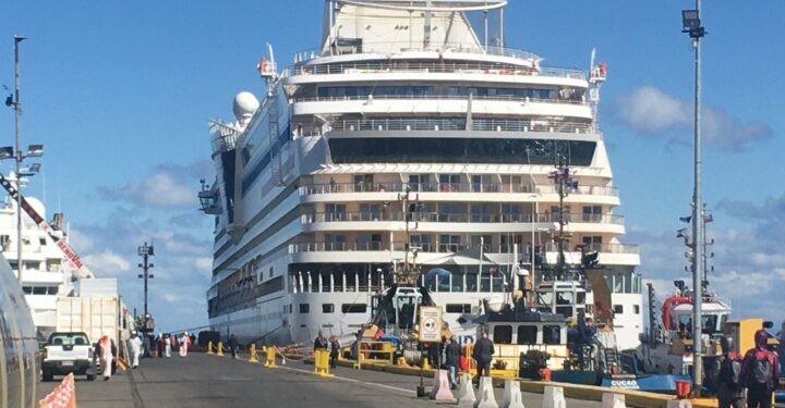 Punta Arenas recibió el mayor crucero de su historia