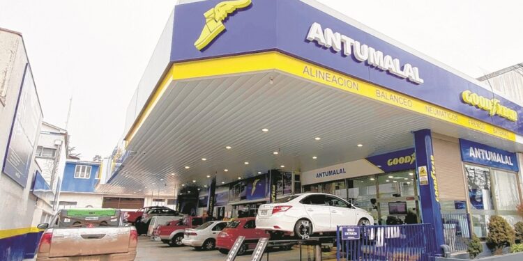 Qué compran ahora los argentinos en sus viajes relámpago a Chile