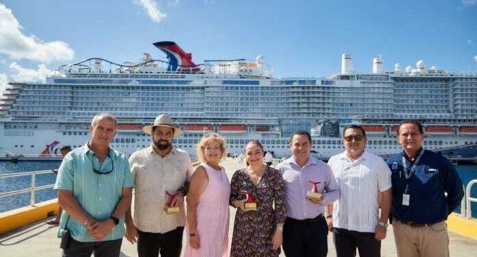 Recibe Cozumel al crucero Carnival Celebration