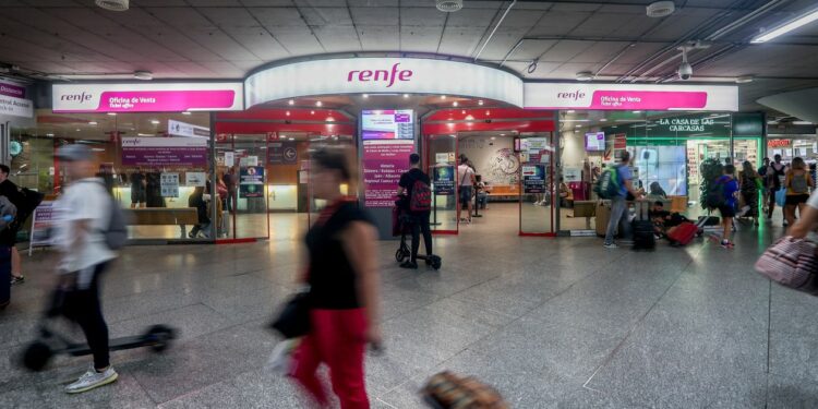 Renfe baraja anular los abonos gratuitos en casos graves de viajes “fantasma”
