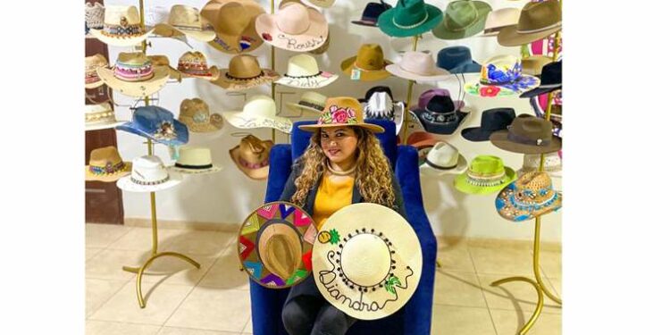 Rosario Stevez crea accesorios para viajar con estilo