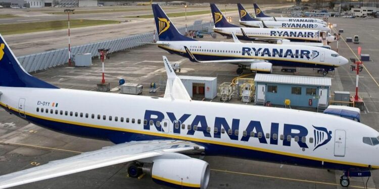 Ryanair anuncia nuevas bases en Tenerife y Lanzarote para el verano
