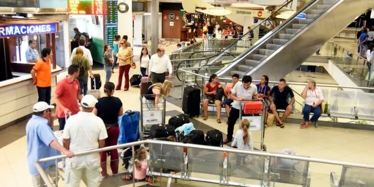 Senatur informa cuáles son las agencias de turismo que no están habilitadas ni registradas - Viajes