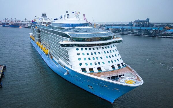 Terminal Internacional de Cruceros de Brisbane recibe buque de Royal Caribbean