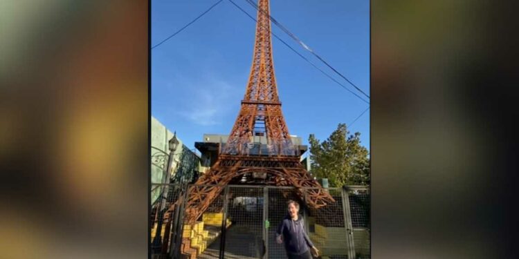 Tiktoker se volvió viral por enseñar a sus fans cómo viajar a Europa por menos de un dólar