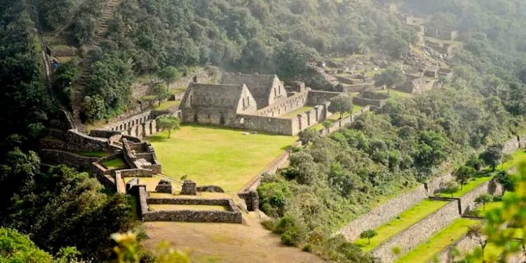 Choquequirao, uno de los centros incas más remotos -y menos conocidos- de los Andes peruanos. (Foto Perú Travel)