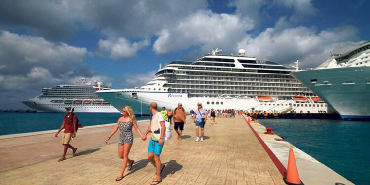 Tulum en espera de turistas vía cruceros