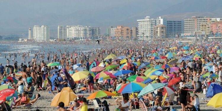 Verano con argentinos en la región: Proyectan arribo en niveles pre pandemia
