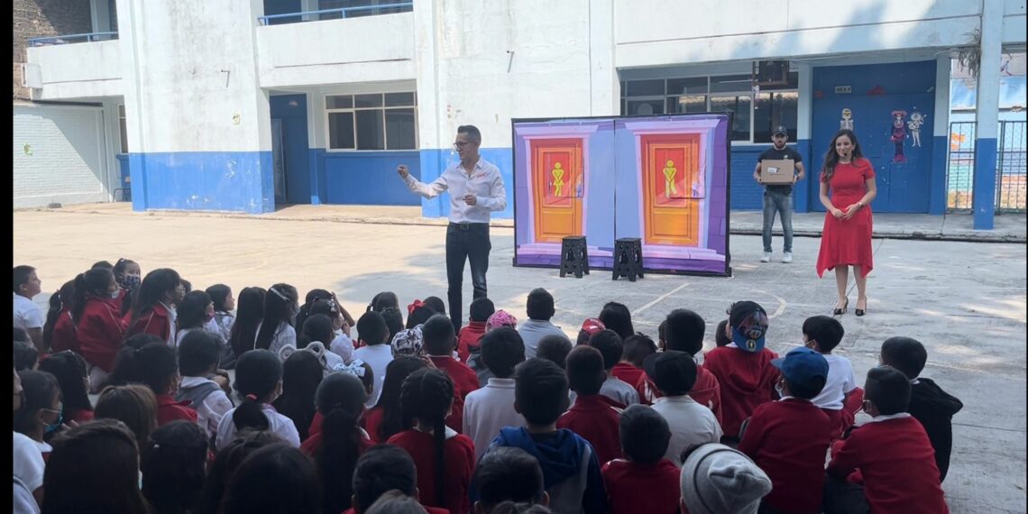 En el marco del Día Mundial del Retrete lanzan show de payasos inédito para educar a niños sobre la importancia de la higiene en baños.