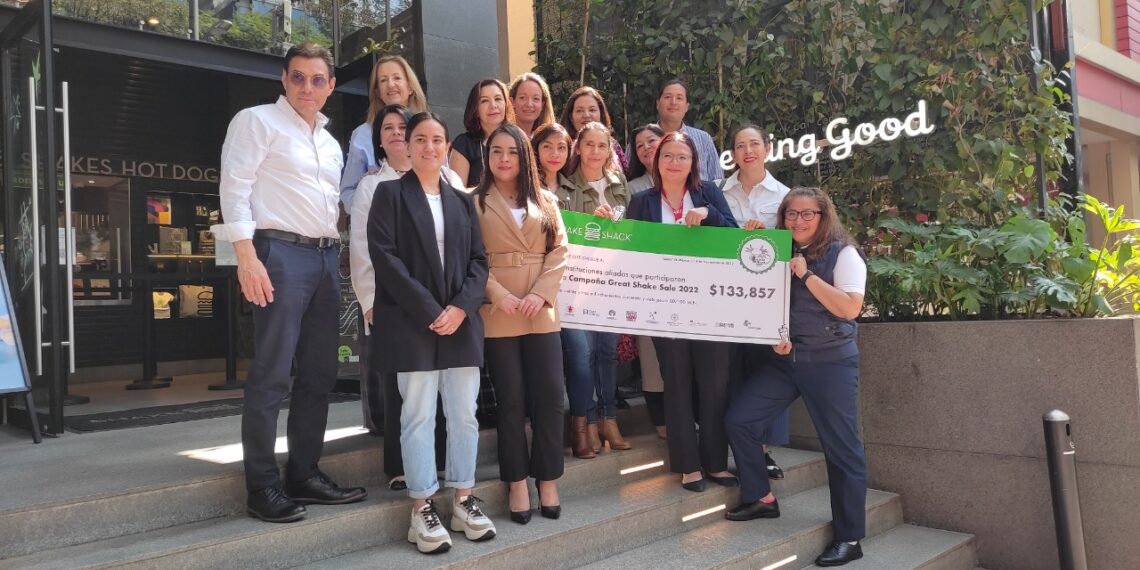 Shake Shack hace entrega del donativo de la campaña “GREAT SHAKE SALE MÉXICO 2022