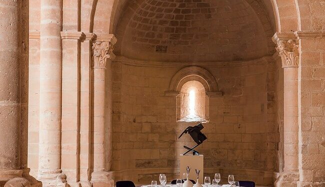 Iglesia de la Abadía Retuerca, que puede albergar todo tipo de eventos, almuerzos, cenas...