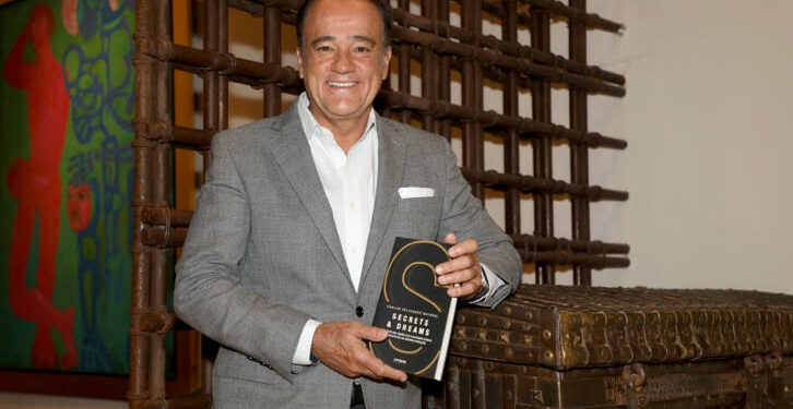 Fue presentando El Libro Secrets & Dreams, fiel testimonio sobre la trayectoria del Empresario Alejandro Zoyaza
