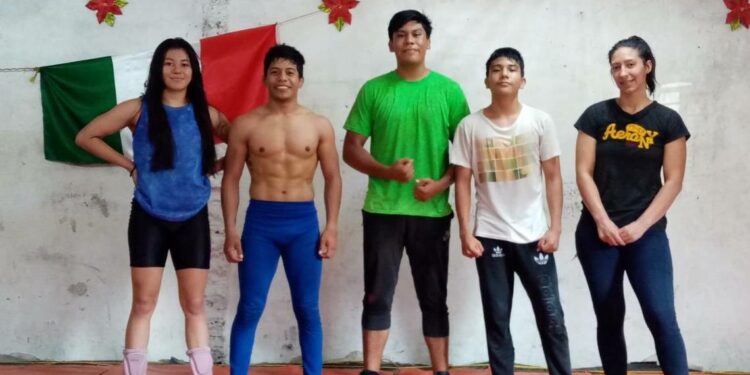 ¿Quiénes son los luchadores xalapeños que pelearán en Grand Prix? - Diario de Xalapa