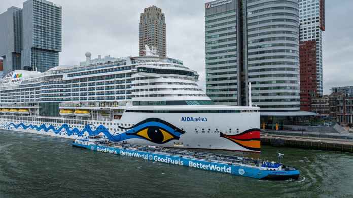 El crucero Aida Prima reposta por primera vez con 100% biocombustible