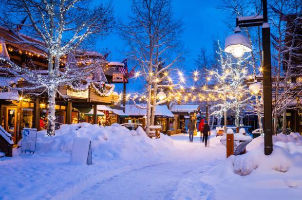 Aspen alberga varios resorts de los mejores del mundo con chimeneas acogedoras y spas de lujo para relajarse