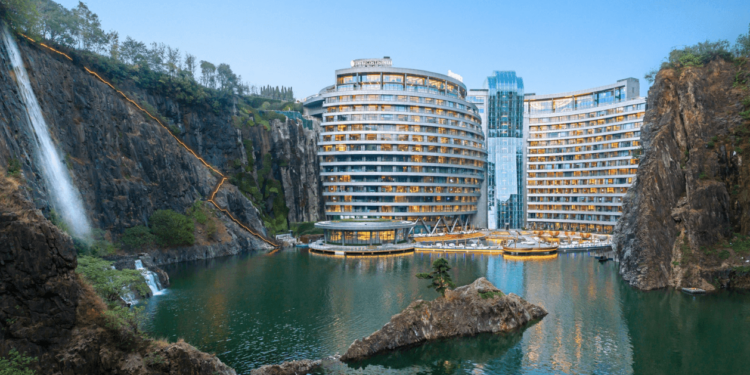 5 hoteles con un pasado histórico para sorprender a tus asistentes