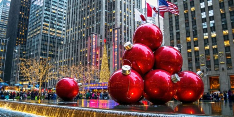 8 ciudades para disfrutar de la Navidad en familia