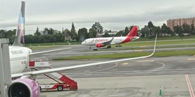 Aerolíneas con vuelos de México a Colombia: Conoce cuáles son