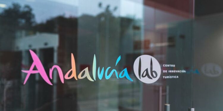Andalucía Lab propone taller para impulsar el sector de actividades turísticas en la región
