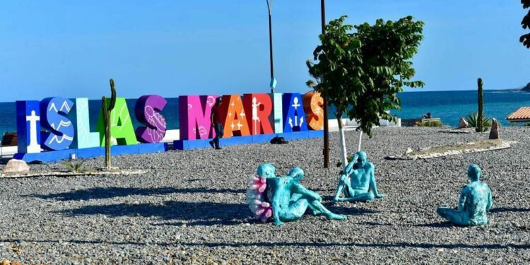 Se realiza apertura del Centro Turístico Islas Marías, como un espacio de naturaleza, cultura y libertad