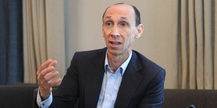 Ardian vende su 15% del capital de la agencia de viajes eDreams | Economía
