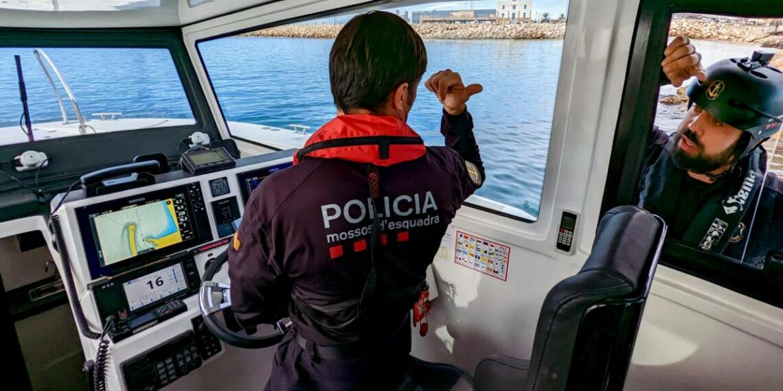 Así funciona la Policia Marítima de los Mossos en el litoral tarraconense