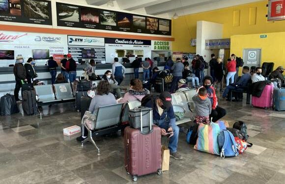 Aumentan viajes 65 por ciento por temporada navideña en Central de Autobuses de Saltillo