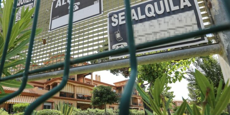 Cádiz se quita la venda ante el alquiler vacacional