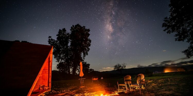 Canto del Bosque, el sitio más romántico con cabañas en medio de las estrellas
