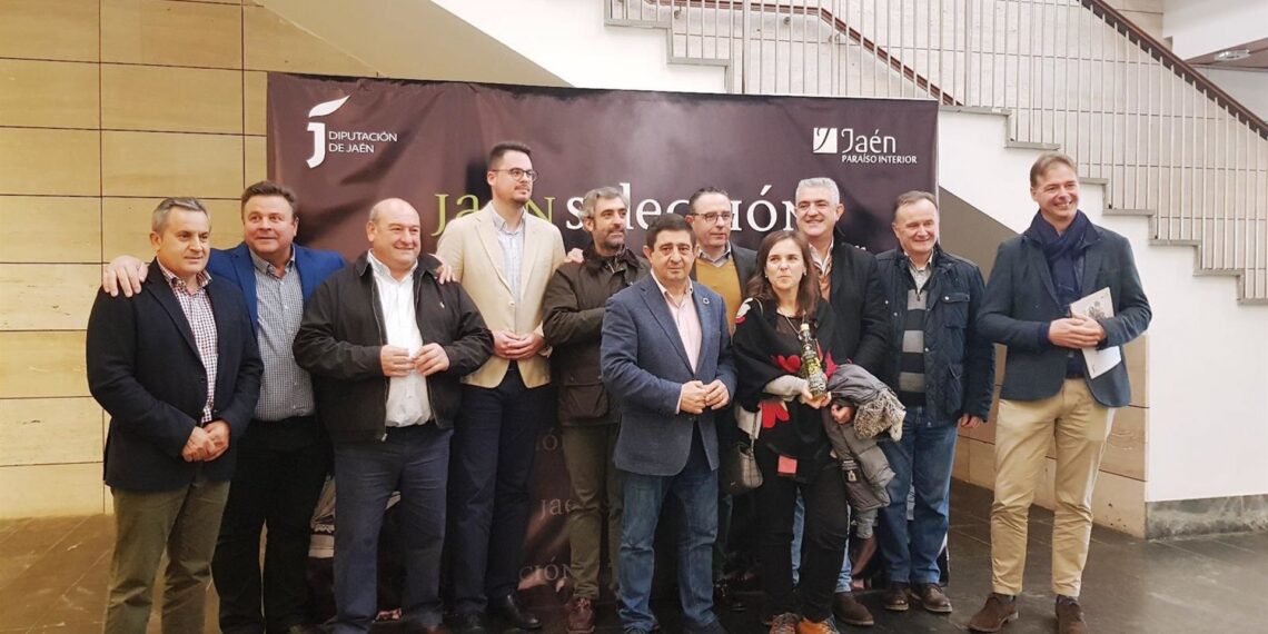 Cinco almazaras y tres cooperativas aportan los AOVE Jaén Selección 2023