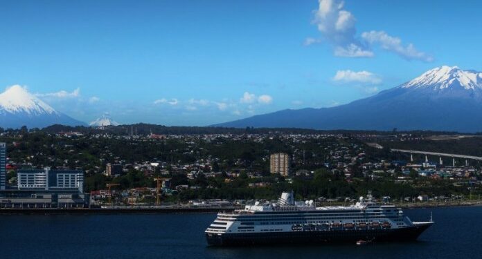 Consejo Regional citará a autoridades para aclarar recalada de cruceros por altura del puente Chacao