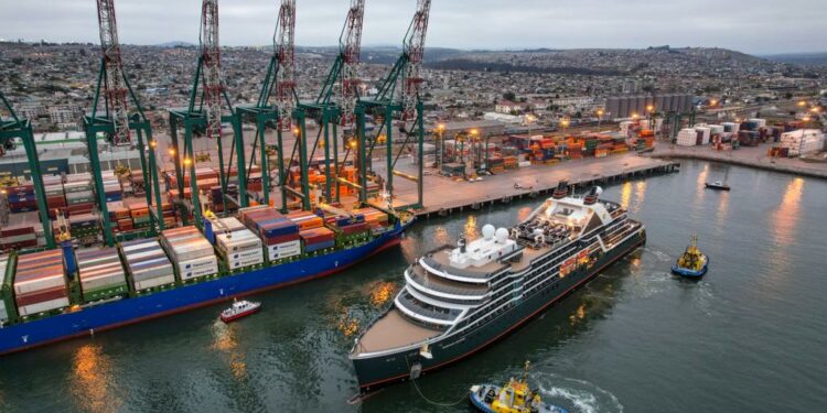Crucero con itinerario por Chile rompe récords en reservas para viajes de la temporada 2023-2024