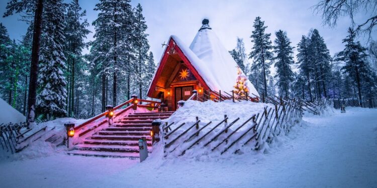 Coge un vuelo a Rovaniemi y disfruta de la ciudad más navideña de Europa