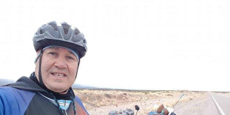 Daniel Campos, de los escenarios a los viajes en bicicleta