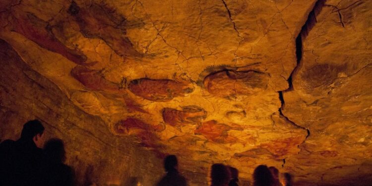 Disminuyen los viajes de españoles a Cantabria por motivos culturales respecto a antes de la pandemia
