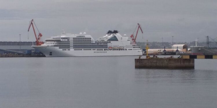 El Musel cierra su temporada de cruceros con la llegada este viernes del 'Borealis'