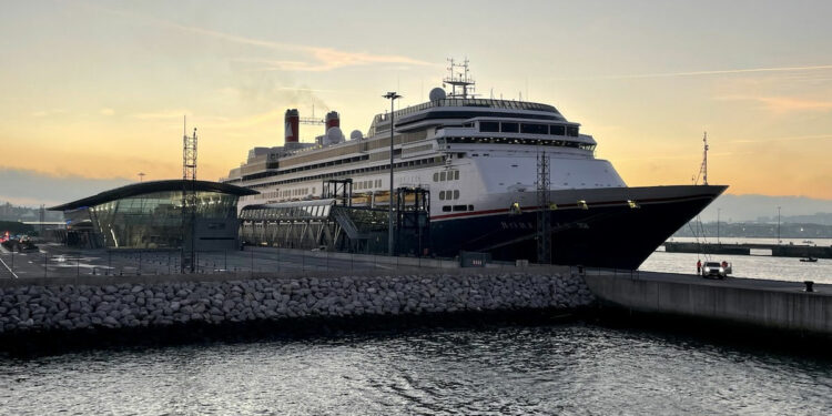 El Puerto de Bilbao cierra una temporada histórica de escalas de cruceros