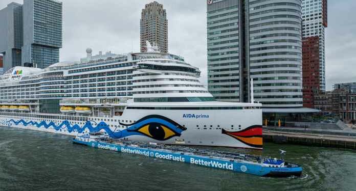 El crucero Aida Prima reposta por primera vez con 100% biocombustible