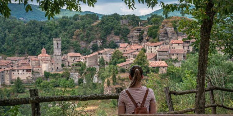 El mejor pueblo turístico de Cataluña no puede dejar de ser bonito