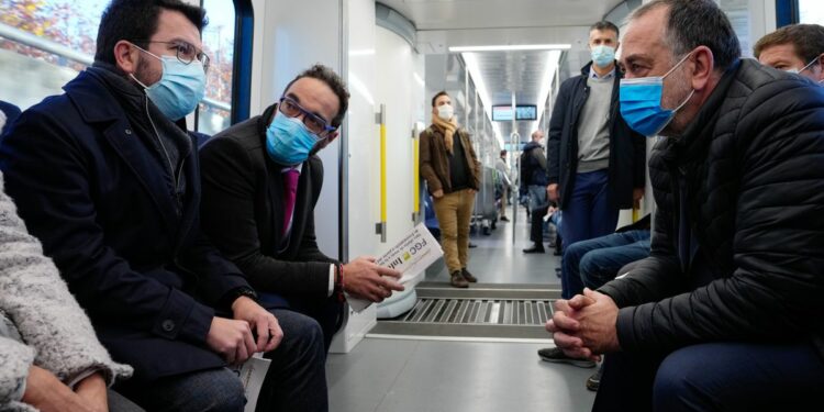 El nuevo servicio Barcelona-Vallès: de 80 a 110 millones de viajes anuales y todas las líneas harán parada en cada estación | Cataluña